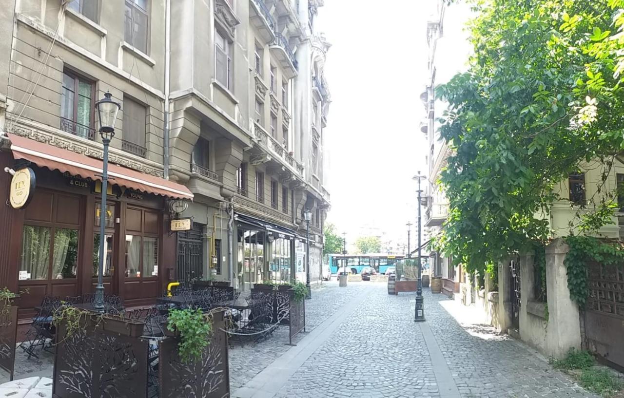 Nice Studio In Old Town Bukares Bagian luar foto